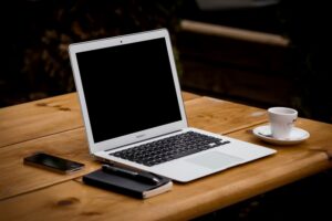 Cara Sewa Laptop Jakarta Timur Secara Online, Ikuti Langkah Ini